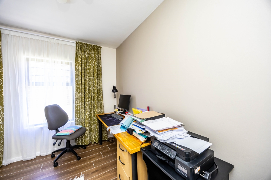 2 Bedroom Property for Sale in Nahoon Valley Park Eastern Cape